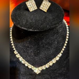 Vintage rhinestone necklace and earrings